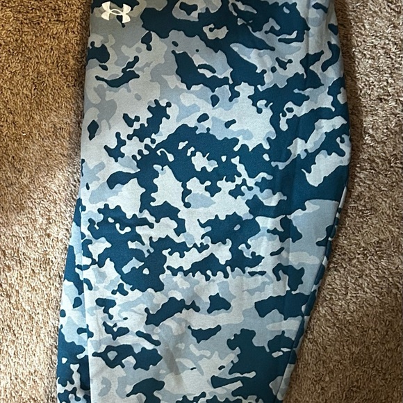 Under Armour Blue and Gray Camouflage sweats - Picture 1 of 3